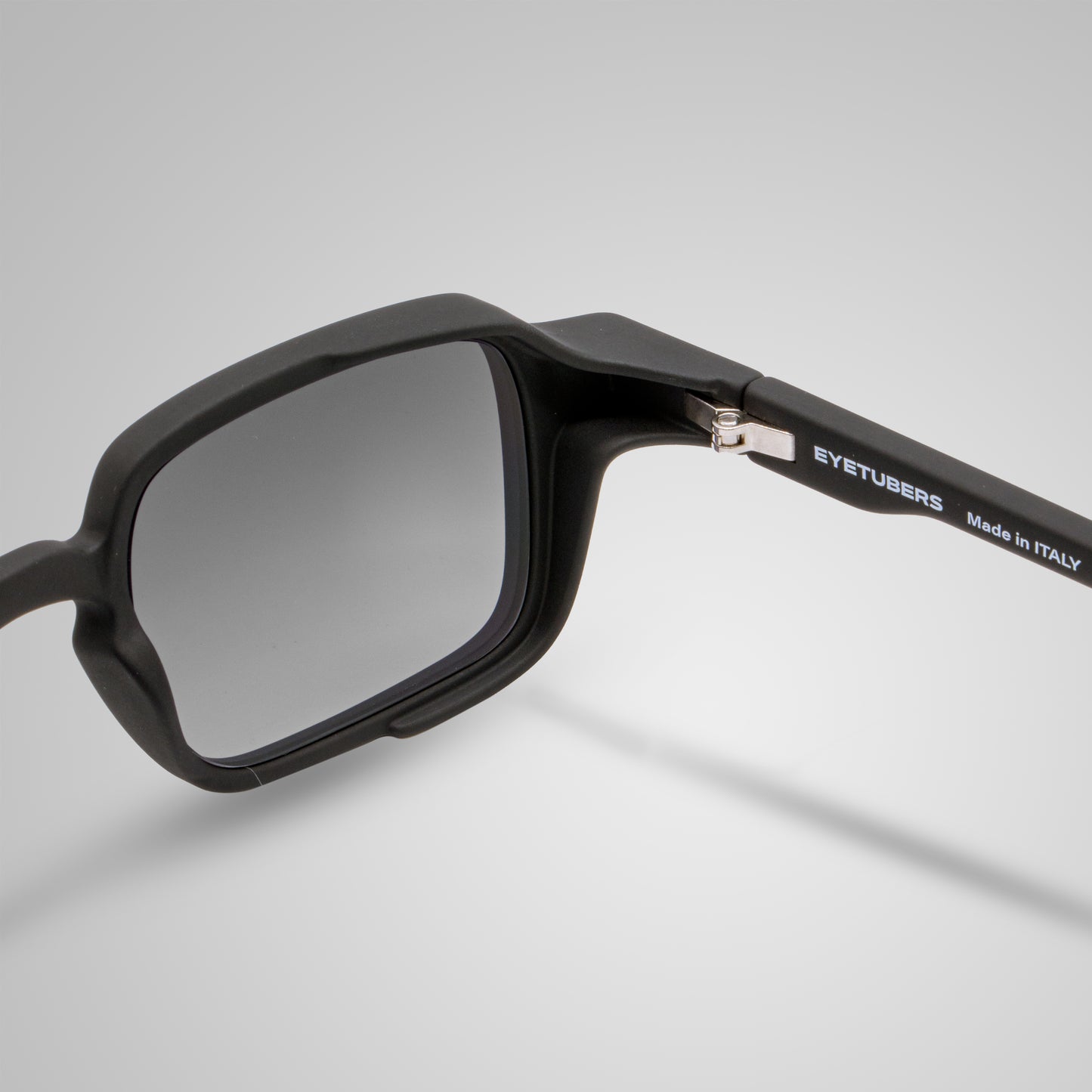 SQUARED BLACK SUN GRADIENT